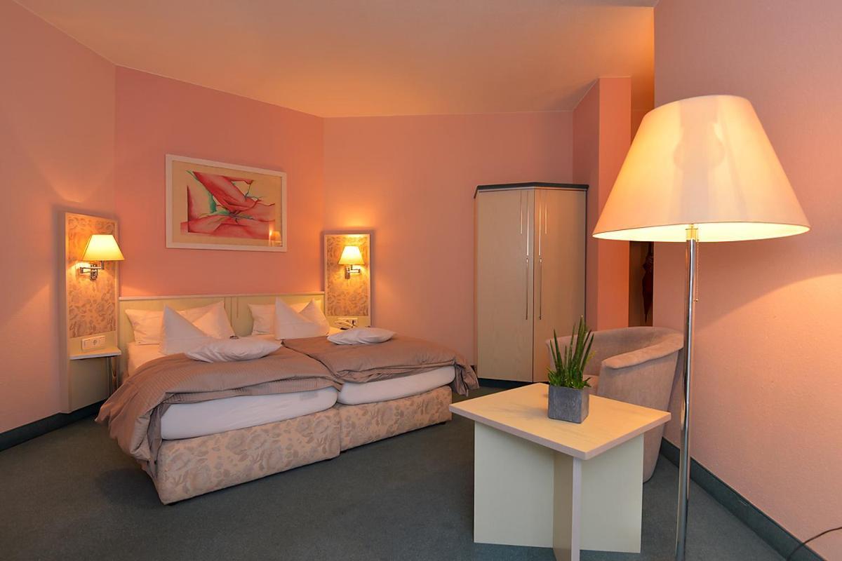 Altstadthotel An Der Werra Meiningen Extérieur photo