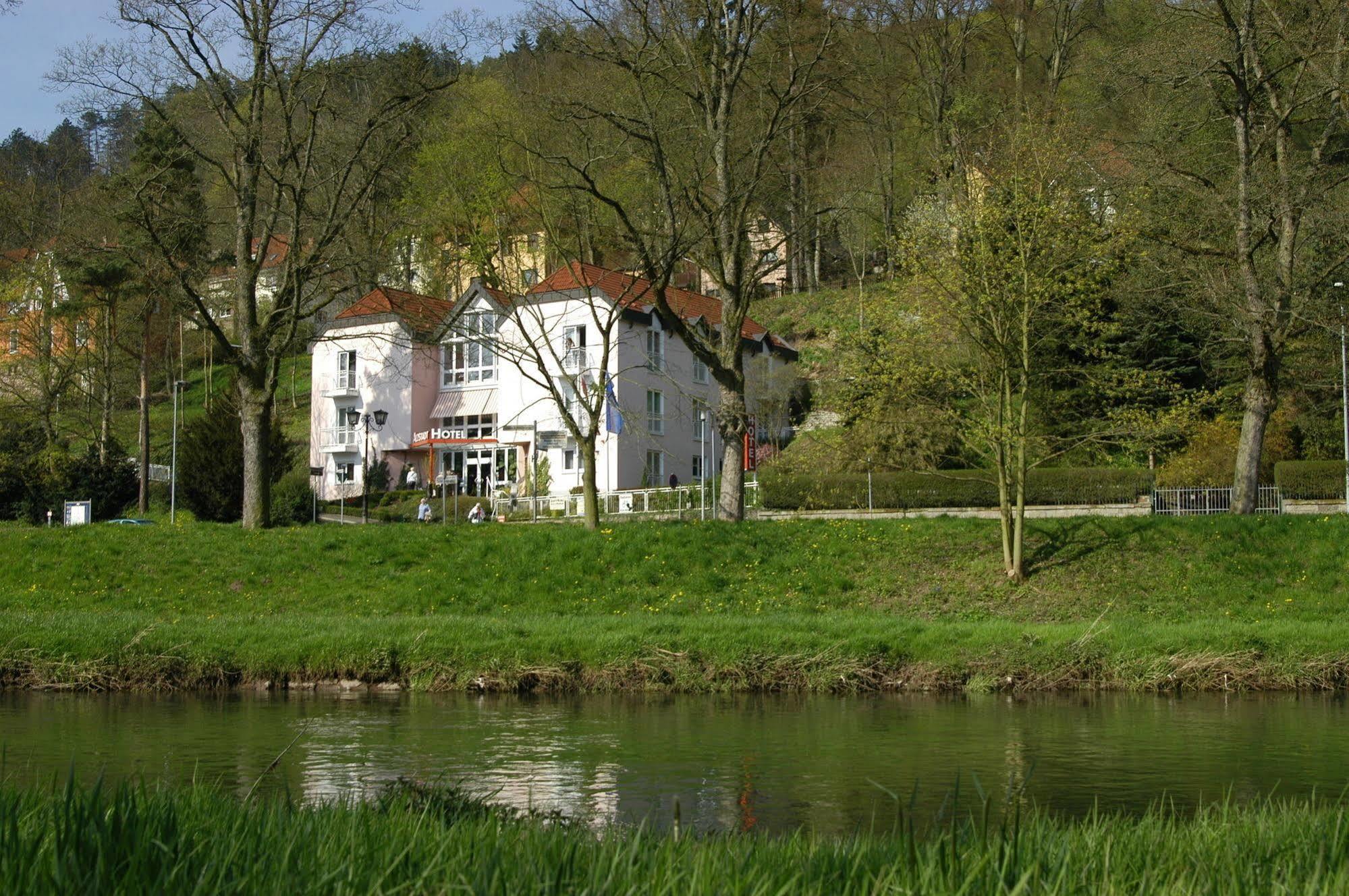 Altstadthotel An Der Werra Meiningen Extérieur photo