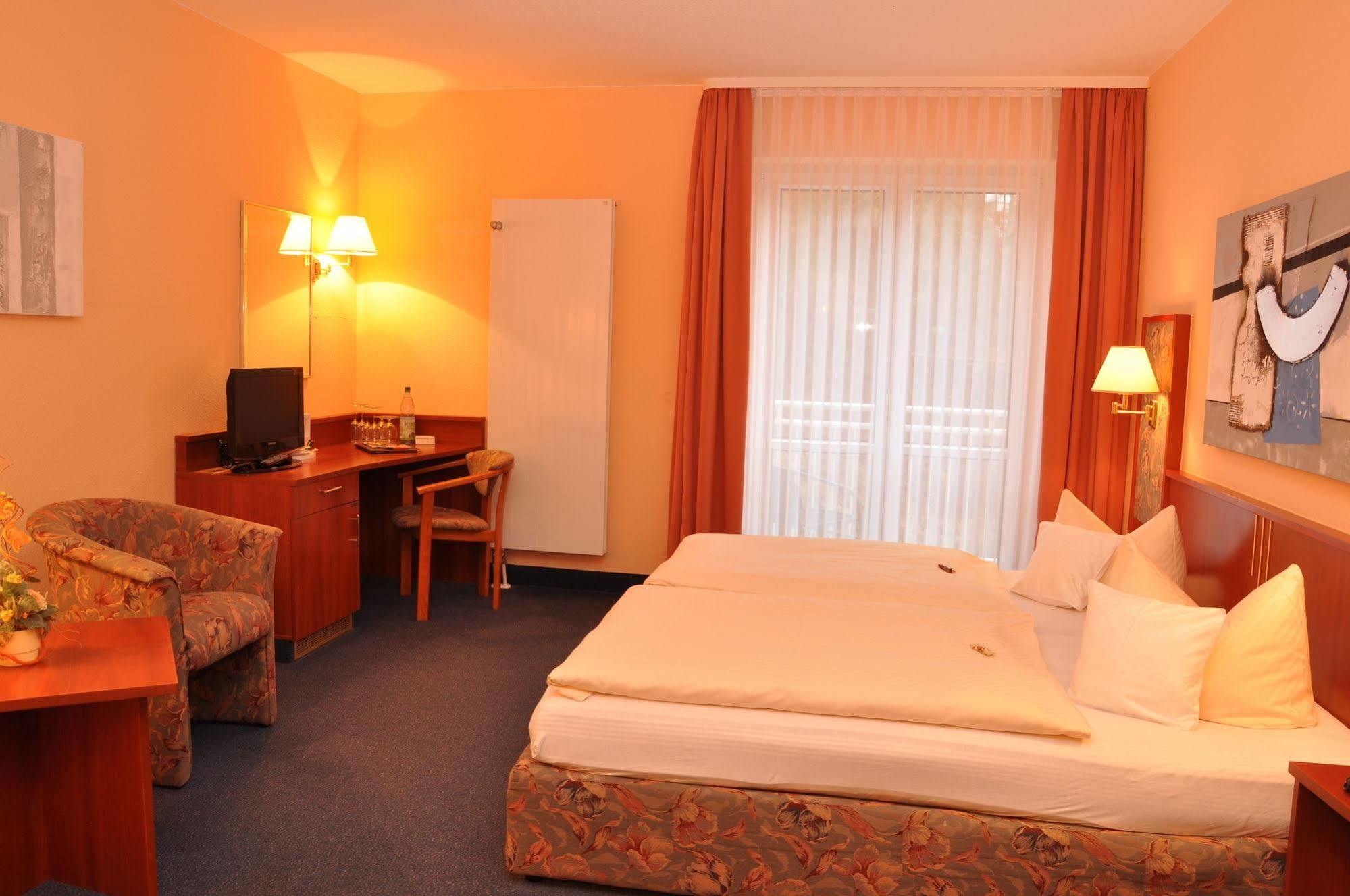 Altstadthotel An Der Werra Meiningen Extérieur photo