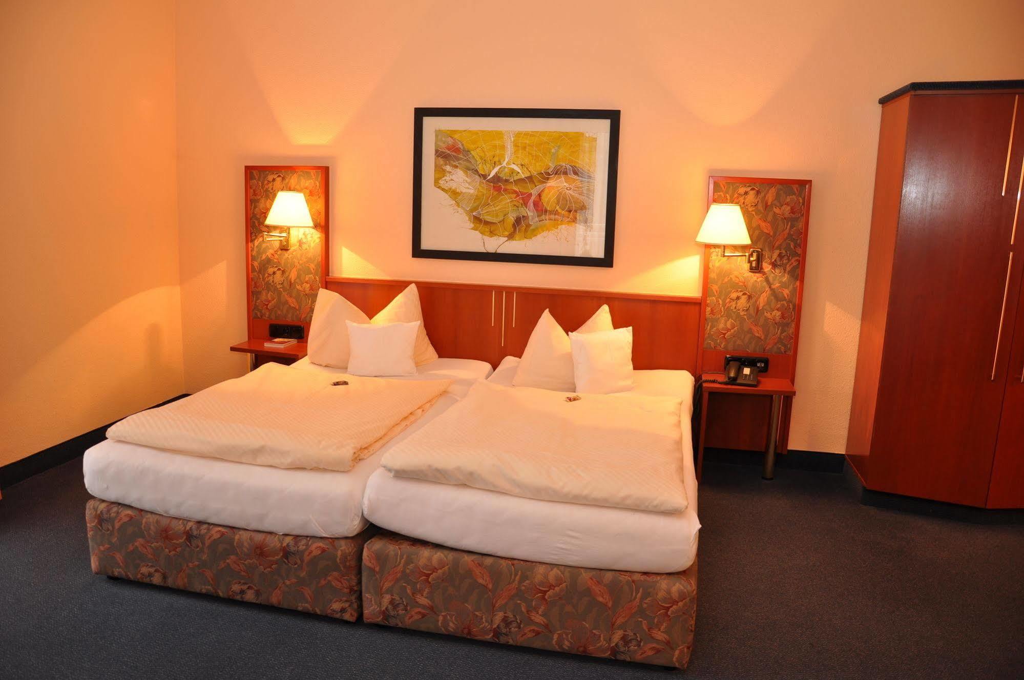 Altstadthotel An Der Werra Meiningen Extérieur photo